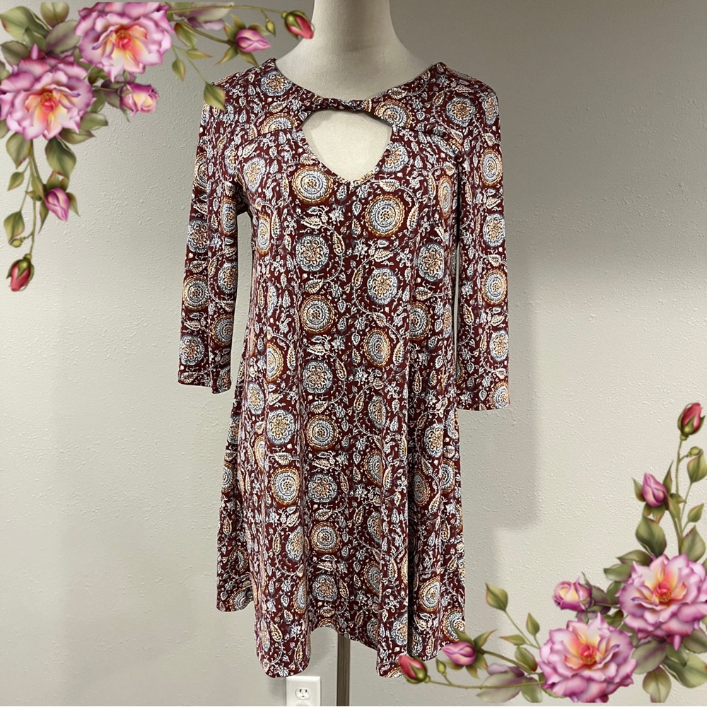 Bohemian long sleeve stretchy mini Dress with Keyhole Detail